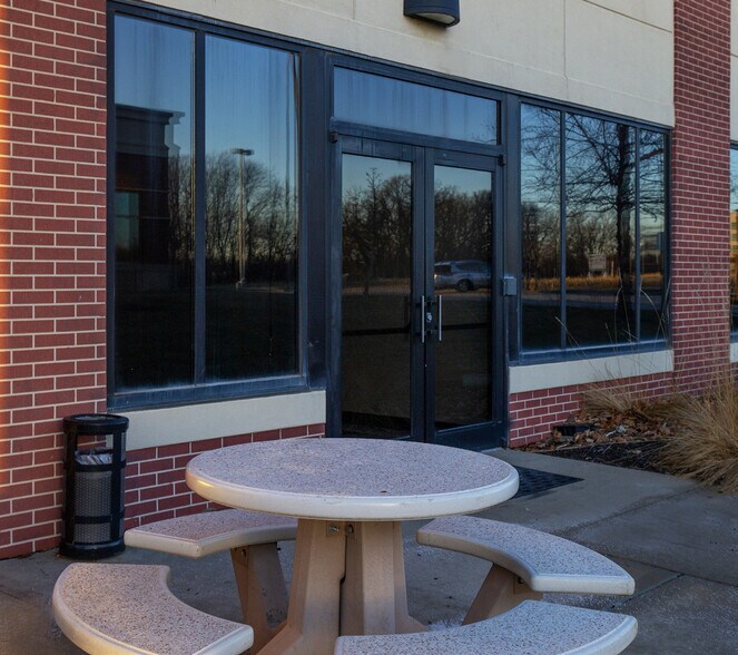 More Photos Of 7400 W 129th St, Overland Park Office For Sale