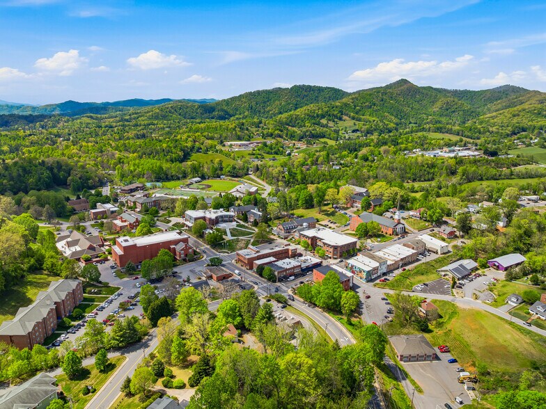 More Photos Of 70 N Main St, Mars Hill Restaurant For Sale