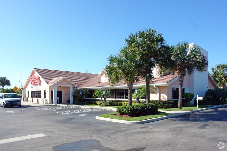 More Photos Of 389 Winchester Park Blvd, Boynton Beach Restaurant For Sale