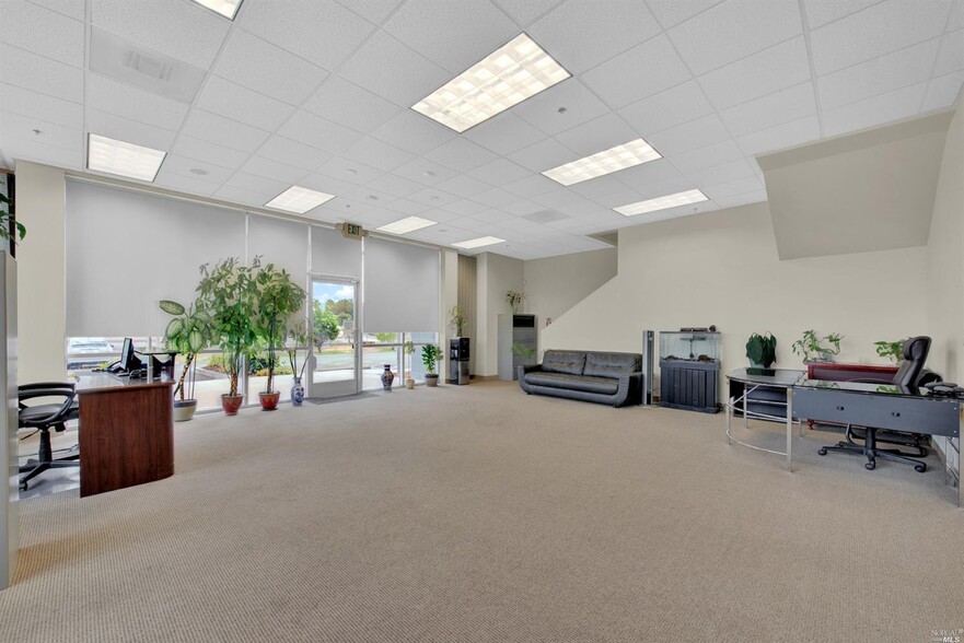 More Photos Of 4725 Mangels Blvd, Fairfield Light Distribution For Lease