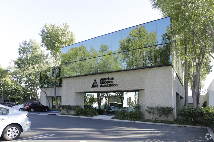 More Photos Of 17752 Mitchell N, Irvine Serviced Offices For Lease