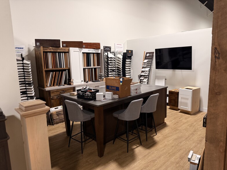 More Photos Of 5936 53rd Ave, Fargo Warehouse For Sale