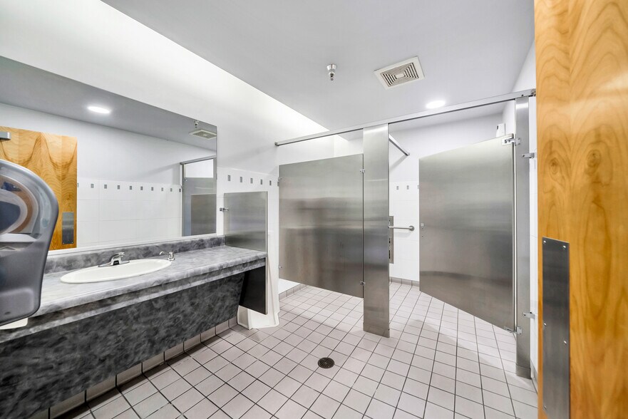 More Photos Of 24691 Del Prado Ave, Dana Point Freestanding For Sale