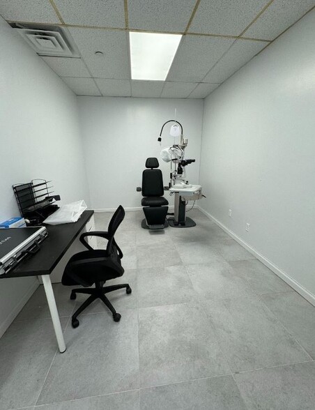 More Photos Of 83-02 Broadway, Elmhurst Storefront Retail Office For Lease