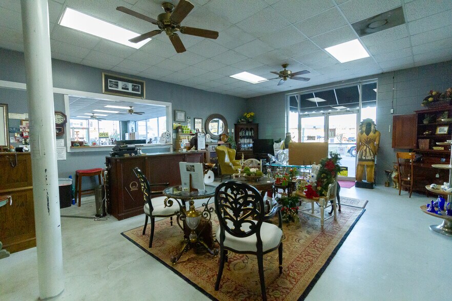 More Photos Of 512 Tift Ave S, Tifton Freestanding For Sale