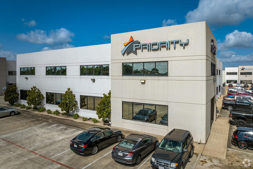 Primary Photo Of 5655 W Sam Houston Pky N, Houston Office For Sale