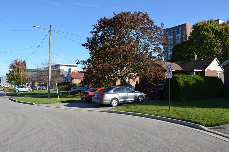 More Photos Of 1455 Oxford St E, London Land For Sale