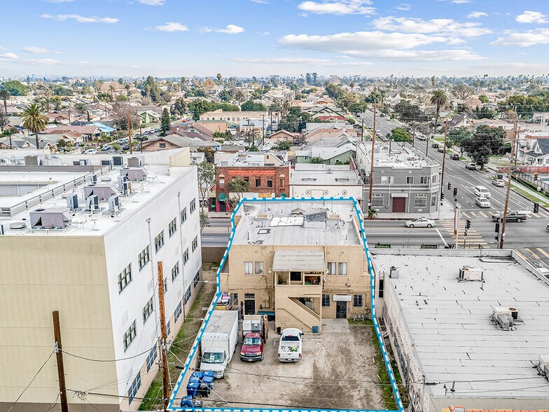 More Photos Of 4719 S Western Ave, Los Angeles Storefront Retail Residential For Sale