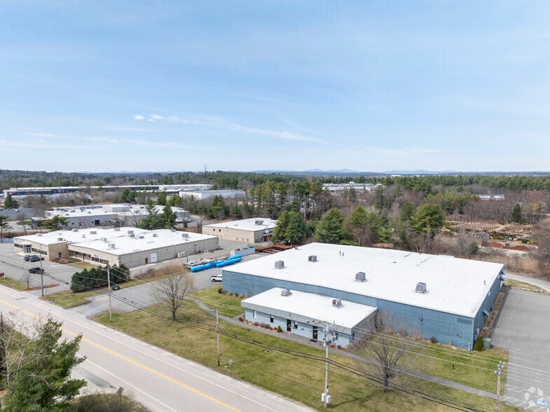 More Photos Of 5 Executive Dr, Hudson Manufacturing For Lease