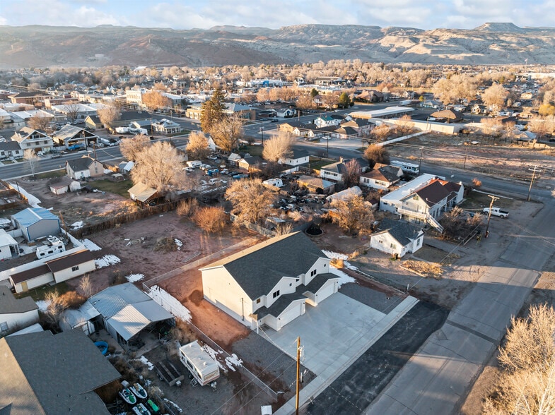 More Photos Of 39 N 200 E, Richfield Multifamily For Sale