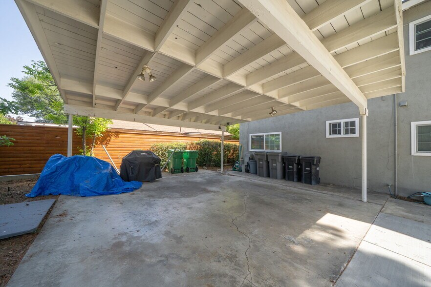 More Photos Of 2307 5th St, La Verne Multifamily For Sale