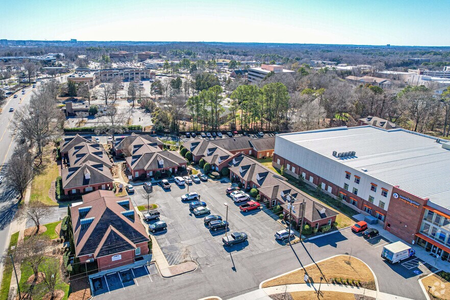 More Photos Of 6406 Carmel Rd, Charlotte Office For Sale