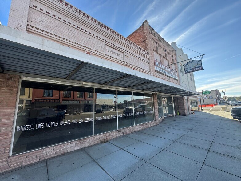 More Photos Of 6 N Main St, Payette General Retail For Sale