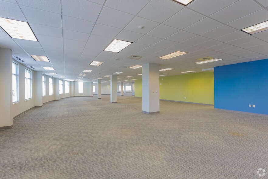 More Photos Of 225 Ray Ave, Fayetteville Loft Creative Space For Lease