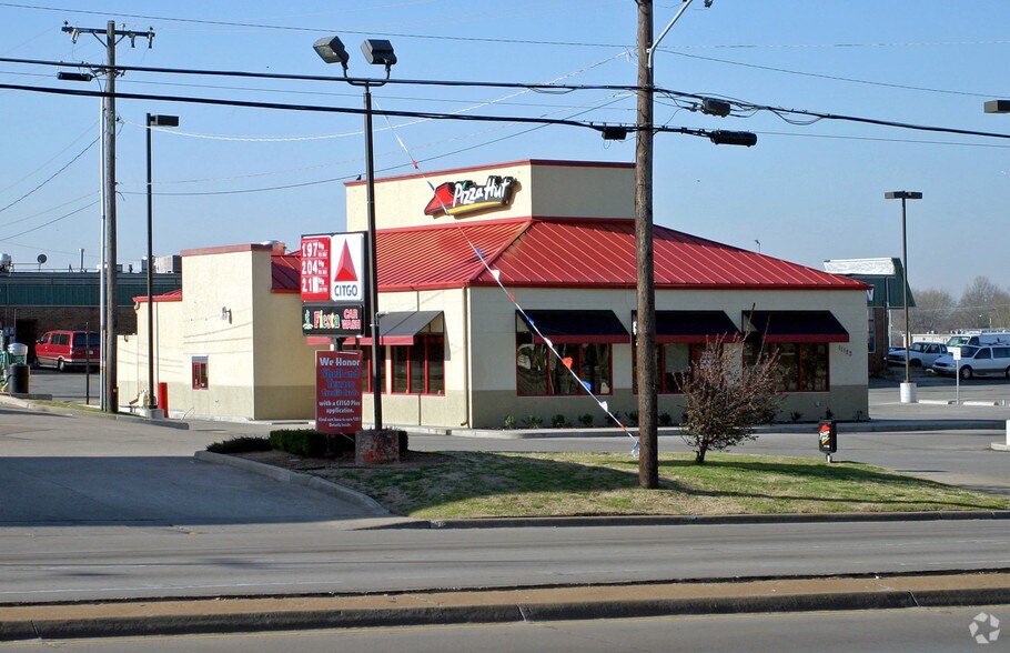 More Photos Of 11122 E 21st St, Tulsa Restaurant For Sale