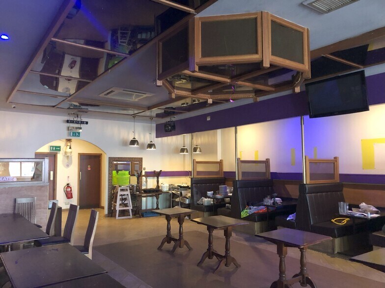 More Photos Of 1-11 Bridge St, Ellon Hotel For Sale