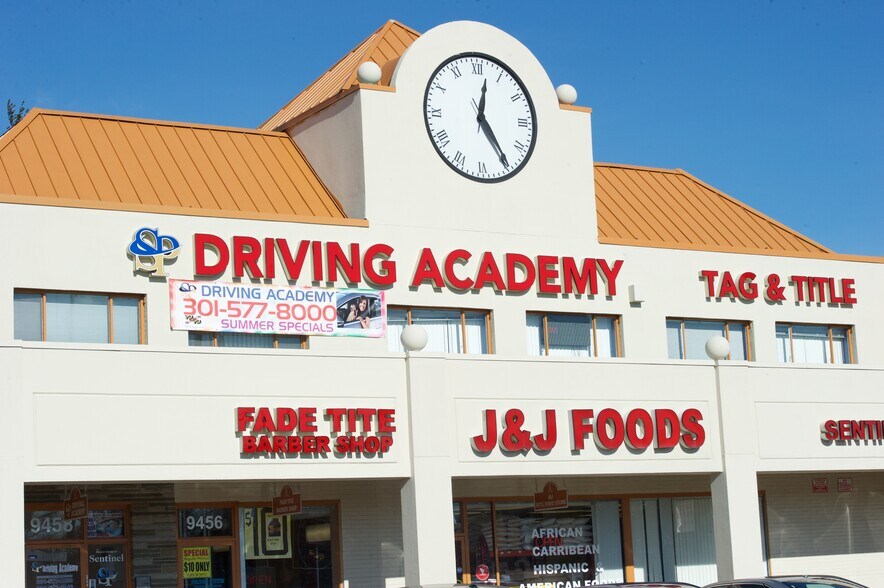 More Photos Of 9400-9560 Lanham Severn Rd, Lanham Seabrook Unknown For Lease