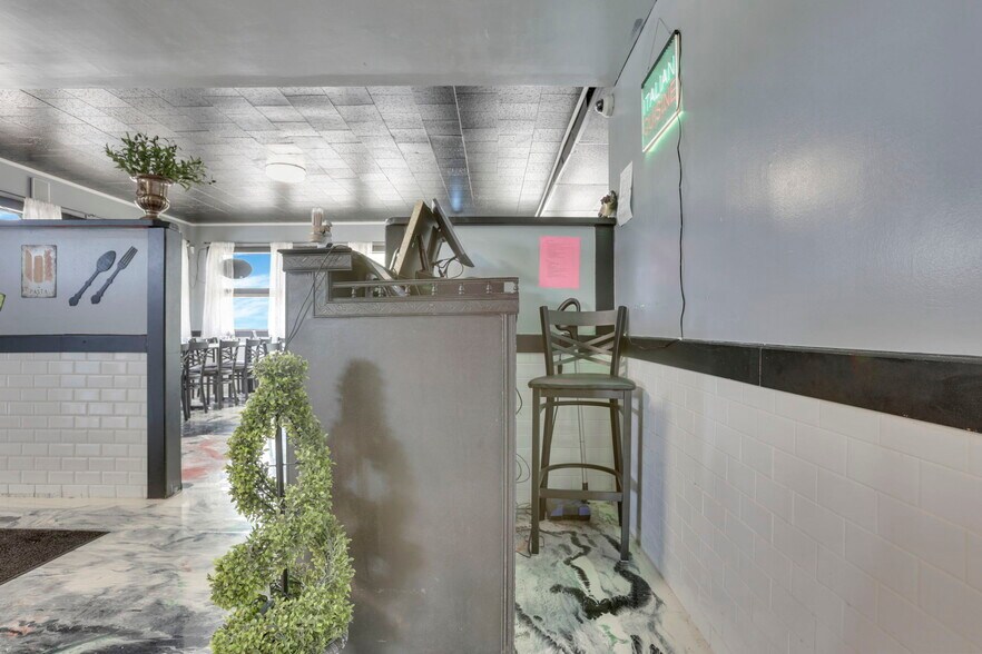 More Photos Of 609 Mill St, New Lexington Restaurant For Sale