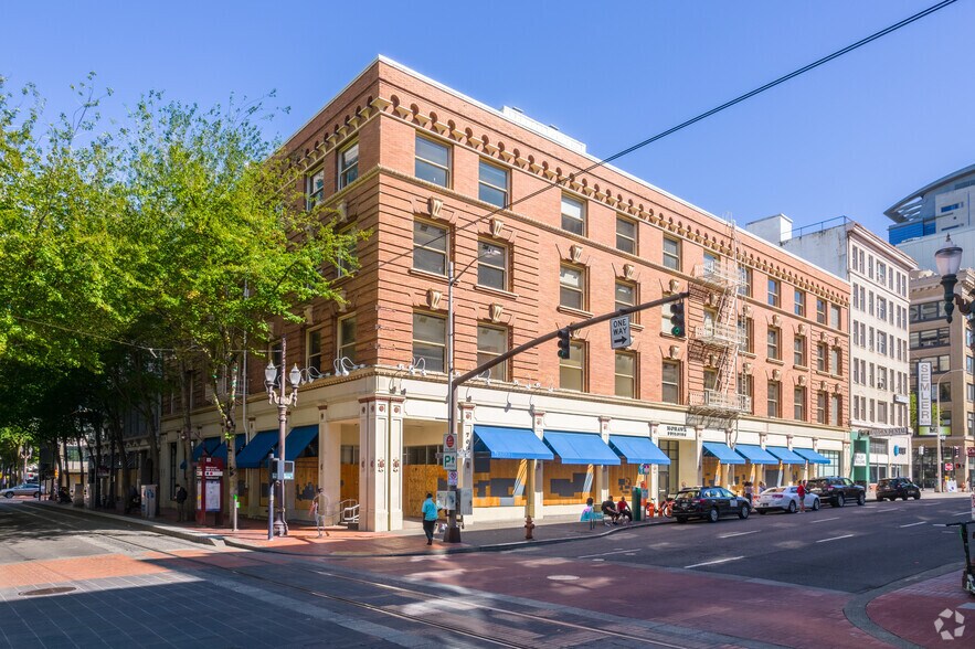 More Photos Of 700-724 SW 3rd Ave, Portland Loft Creative Space For Sale