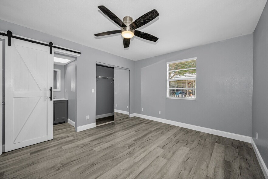 More Photos Of 1231 Illinois Ave, Palm Harbor Apartments For Sale