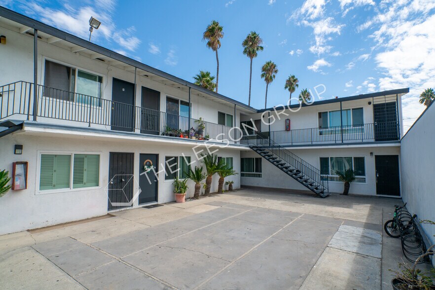 More Photos Of 527 N Anna Dr, Anaheim Apartments For Sale