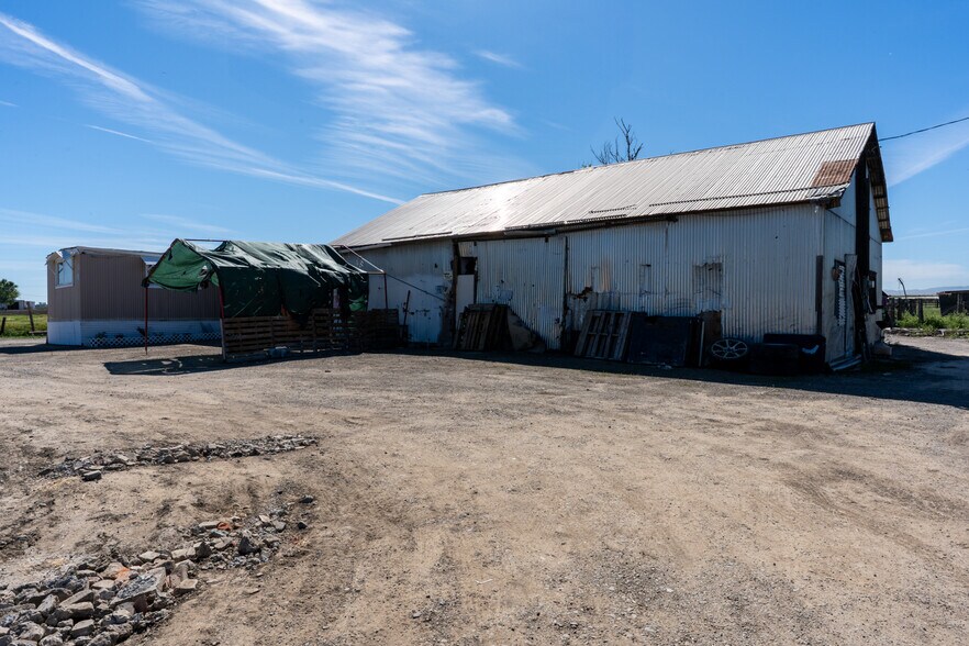 More Photos Of 23429 Highway 152, Los Banos Land For Sale