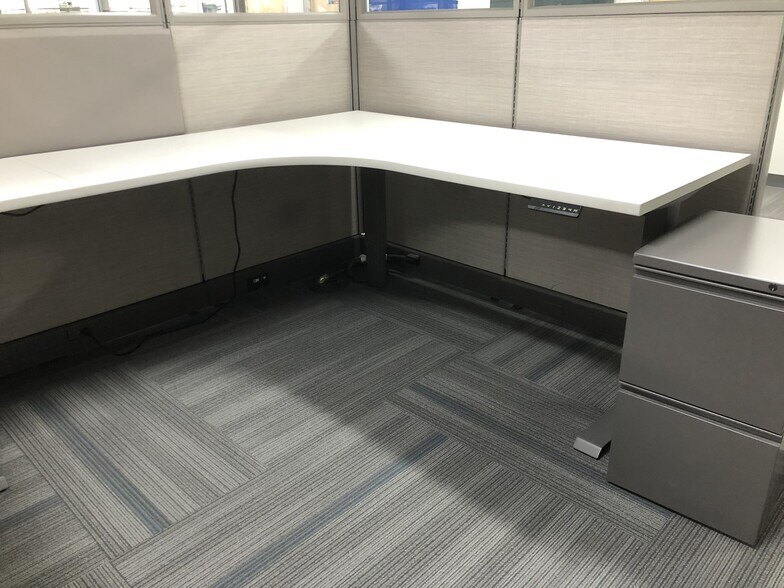More Photos Of 8550 Balboa Blvd, Northridge Office For Lease