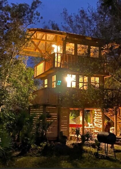 More Photos Of 12245 NE 56th Ave, Okeechobee Airplane Hangar For Sale
