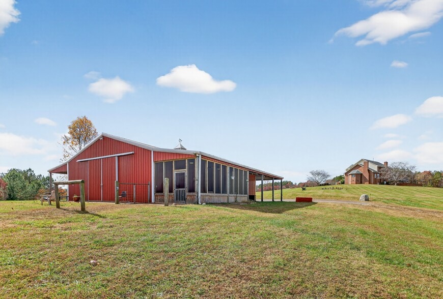 More Photos Of 517 Cub Creek Rd, Ellenboro Specialty For Sale
