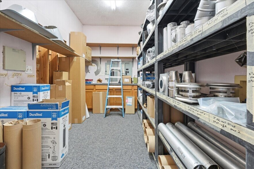 More Photos Of 222 W B St, Rainier General Retail For Sale