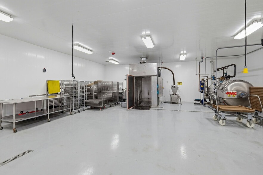 More Photos Of 1035 17th Ave, Santa Cruz Warehouse For Sale