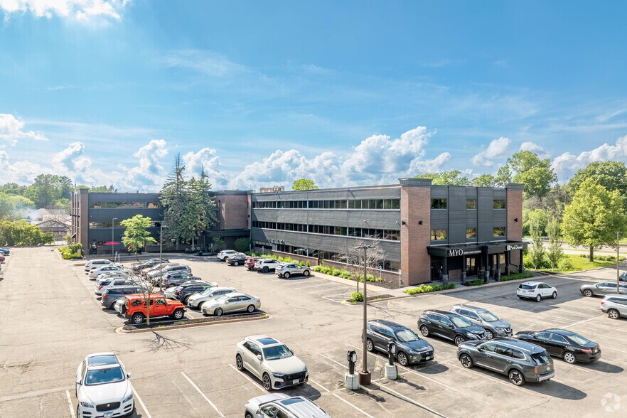 More Photos Of 14525 Hwy 7, Minnetonka Medical For Lease