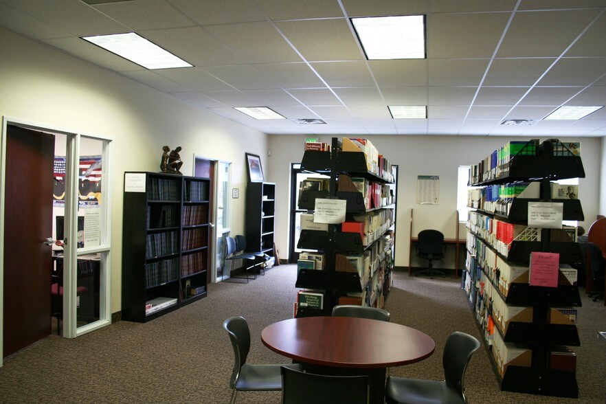 More Photos Of 555-561 E 1860 S, Provo Office For Sale