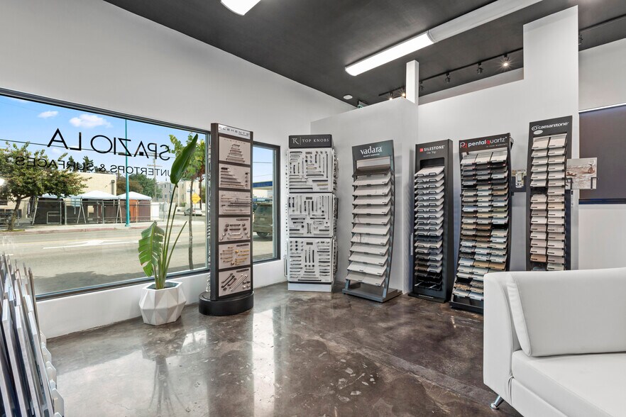 More Photos Of 10620 Magnolia Blvd, North Hollywood Storefront Retail Office For Sale