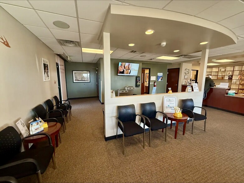 More Photos Of 5800-5810 Lomas Blvd NE, Albuquerque Medical For Sale