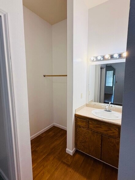 More Photos Of 815 Saint Peter St, Gonzales Apartments For Sale