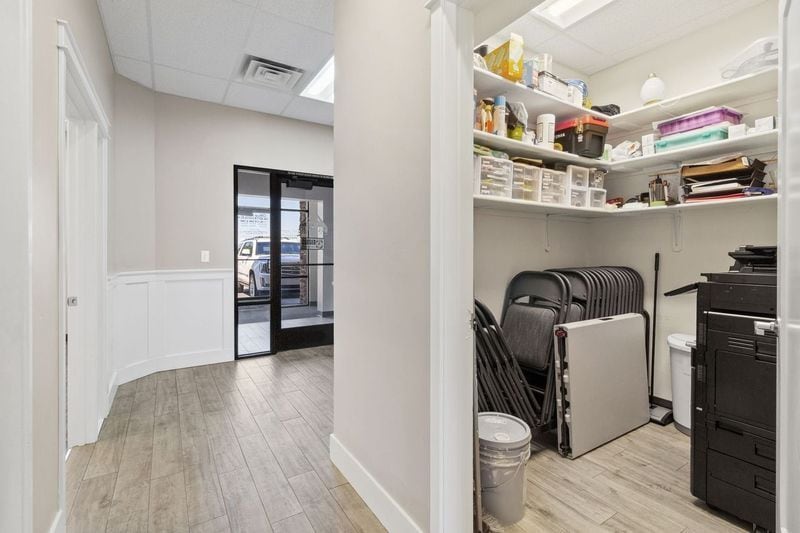 More Photos Of 236 River Vista Pl, Twin Falls Office For Lease