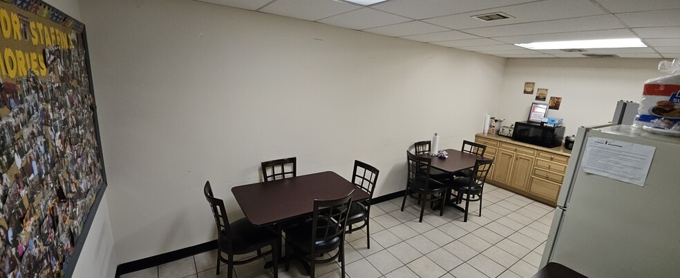 More Photos Of 4917 South Blvd, Charlotte Medical For Lease