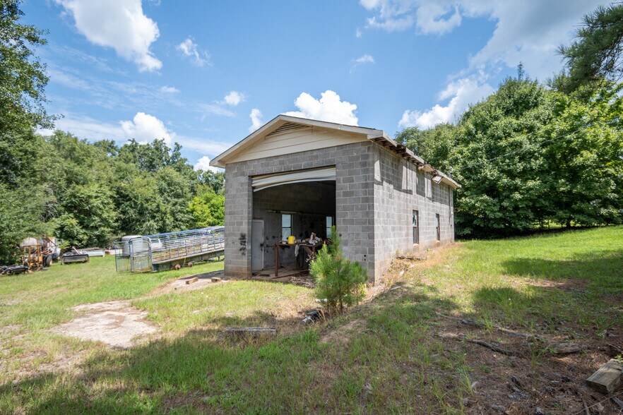 More Photos Of 577 Main st, Lexington Flex For Sale