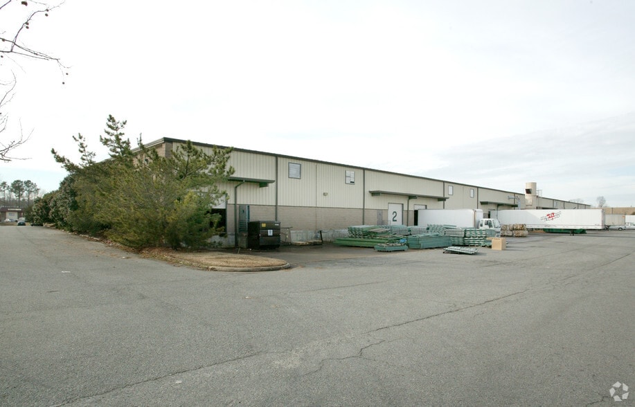 More Photos Of 2800 Crusader Cir, Virginia Beach Manufacturing For Lease