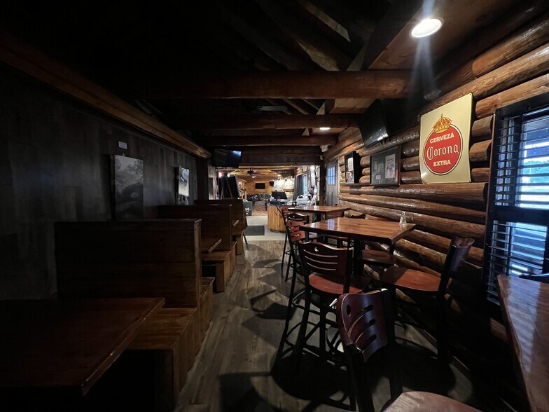 More Photos Of 1150 US-71 HWY, Mena Restaurant For Sale