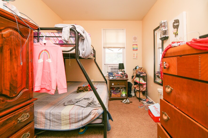 More Photos Of 2102 S Lehigh Ave, Whitehall Apartments For Sale