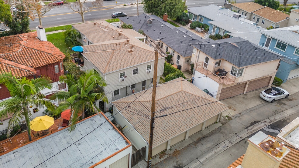 More Photos Of 2907 W Riverside Dr, Burbank Apartments For Sale