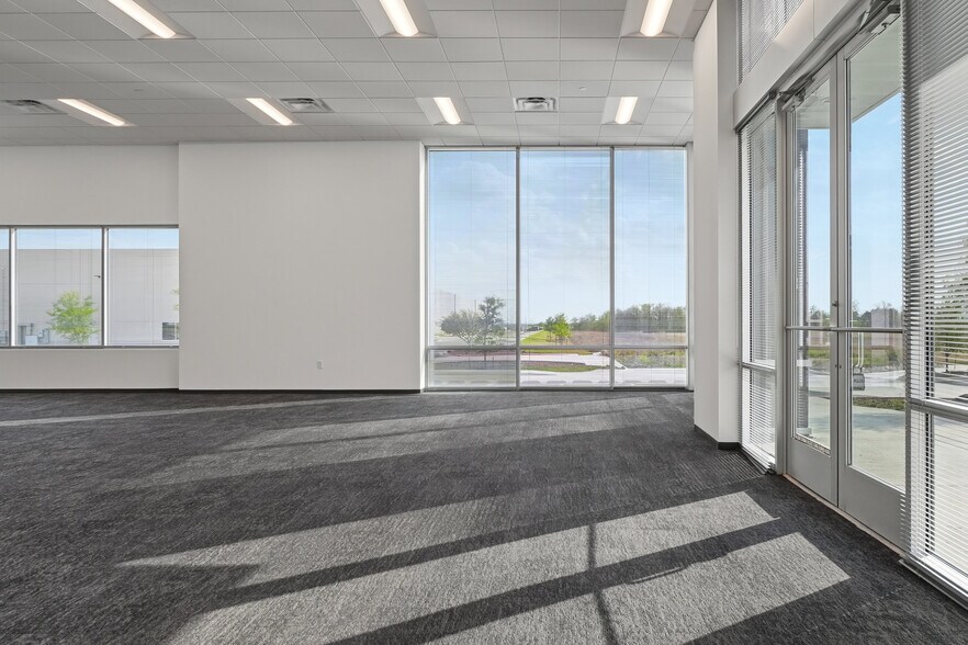 More Photos Of 1225 Fortuna Rd, San Marcos Unknown For Lease