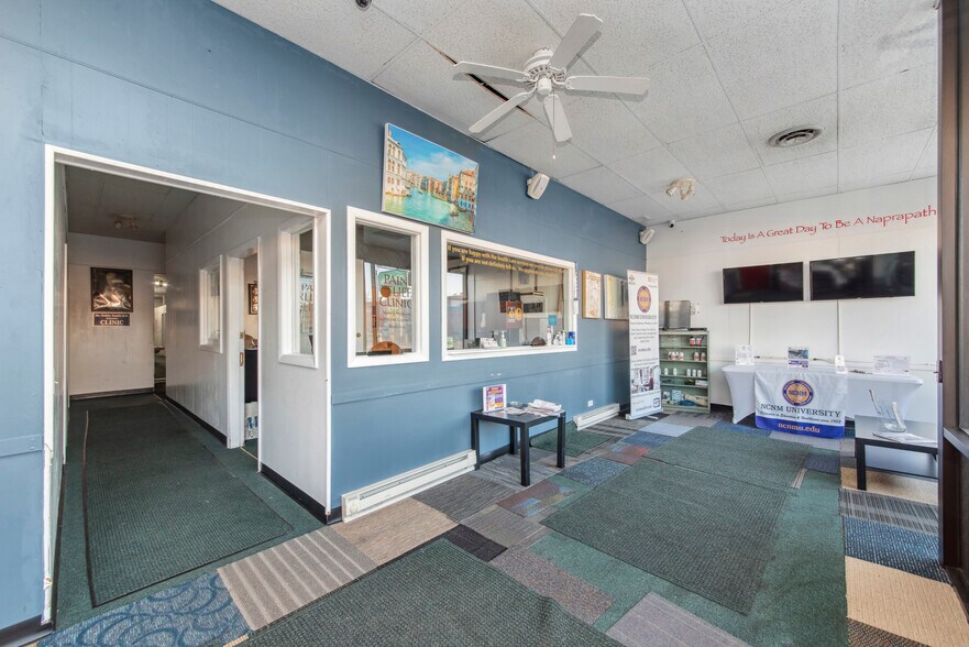 More Photos Of 3330 N Milwaukee Ave, Chicago Medical For Sale