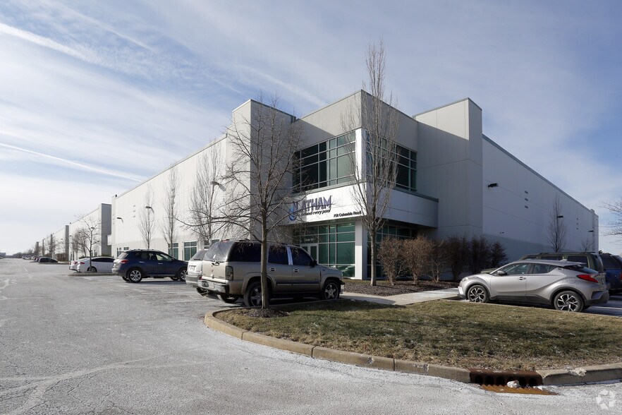 More Photos Of 758 Columbia Rd, Plainfield Warehouse For Lease