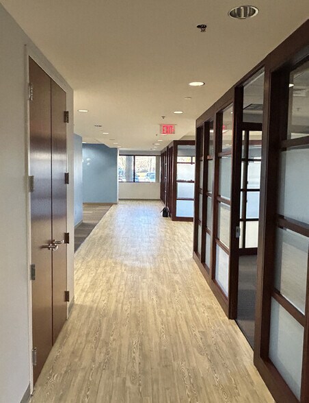 More Photos Of 101 Edgewater Dr, Wakefield Office For Lease