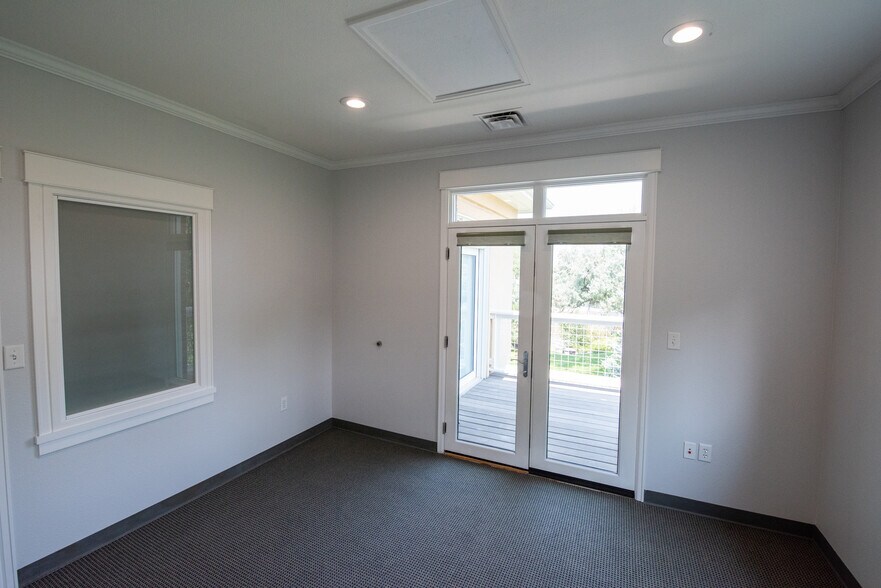 More Photos Of 68 Inverness Ln E, Englewood Loft Creative Space For Lease