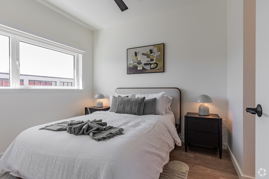 More Photos Of 550 SE Martin Luther King Jr Blvd, Portland Apartments For Lease