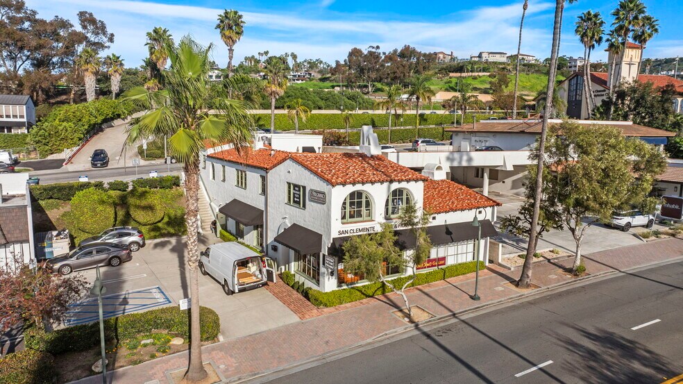 More Photos Of 415 N El Camino Real, San Clemente Office For Sale